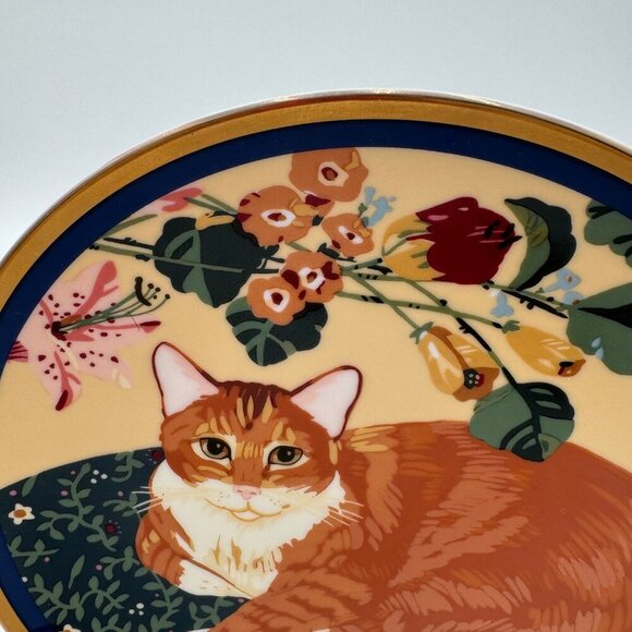 Crowning Touch Décor Porcelain Cat Feline and Flowers Collector's Plate Japan Ca - Picture 3 of 9